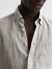 Reiss Stone Melange Queens Regular Fit Button Down Linen Shirt - Image 6 of 6