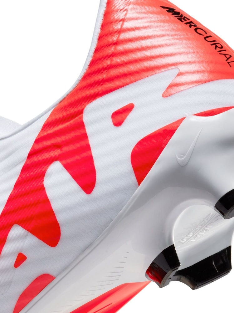 Nike Red/White Zoom Mercurial Vapor 15 Academy Firm Ground Football Boots - Image 11 of 11