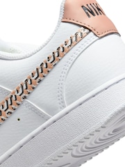 Nike White Court Vision Low Trainers United in Victory - Image 10 of 12