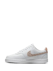 Nike White Court Vision Low Trainers United in Victory - Image 4 of 12