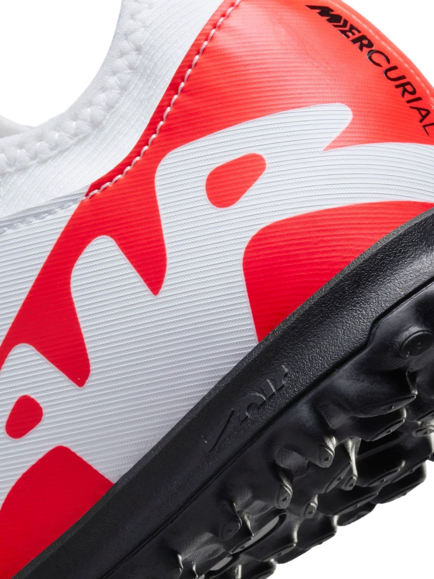 Nike red astro turf shop