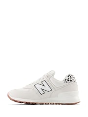 Белый леопард - Кроссовки New Balance 574 - Изображение 2 из 6