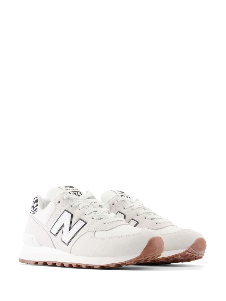 Léopard blanc - New Balance 574 Trainers - Image 3 of 6