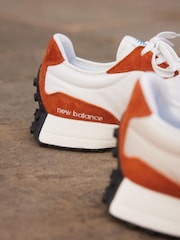 New Balance Cream/White Womens 327 Trainers - Image 8 of 8