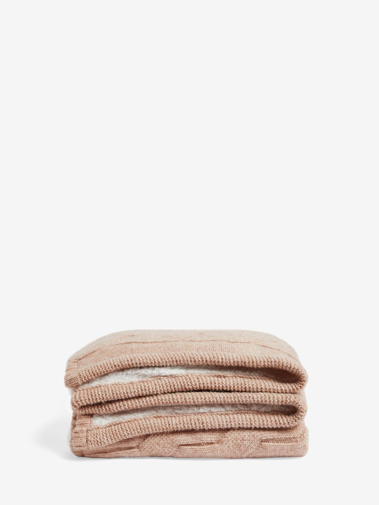 Natural Cosy Cable Sherpa Throw - Image 5 of 5