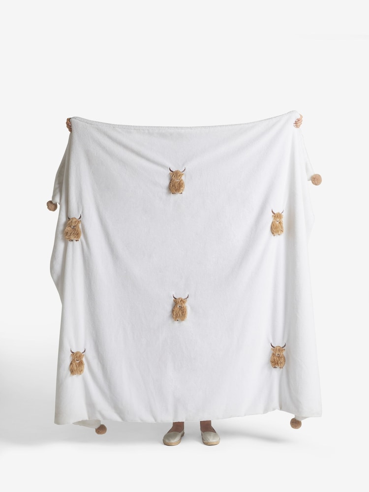 Natural Hamish The Highland Cow Applique Fleece Throw - Image 2 of 5