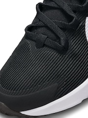 Nike Black White Junior Star Runner 4 Trainers - Image 10 of 11