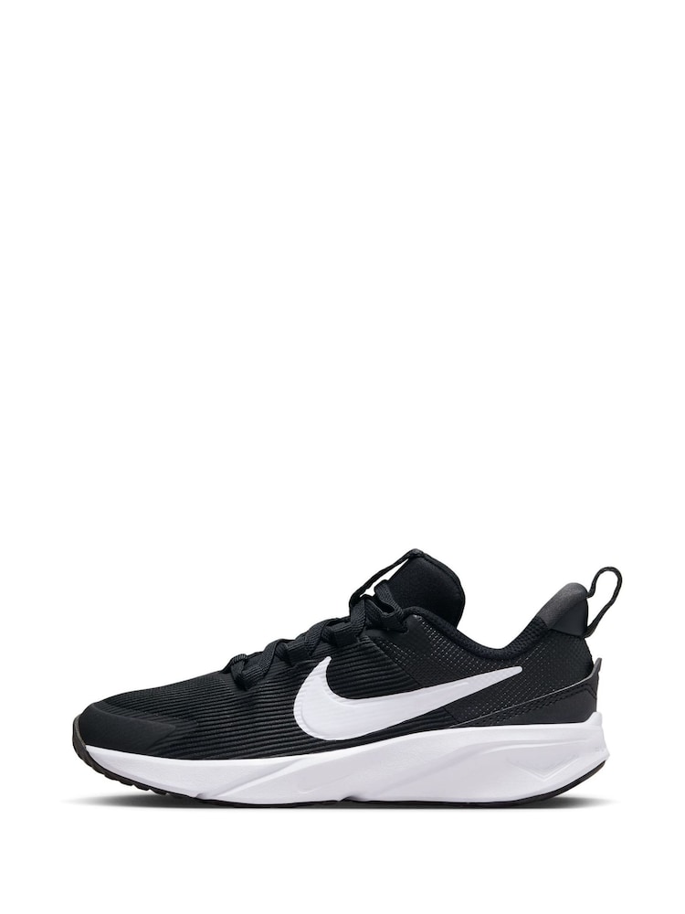Nike Black White Junior Star Runner 4 Trainers - Image 2 of 11