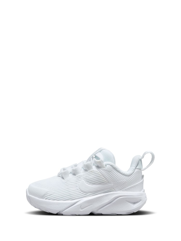 Nike White Infant Star Runner 4 Trainers - Image 2 of 7