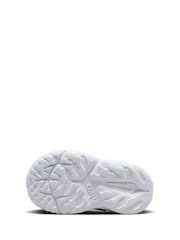 Nike White Infant Star Runner 4 Trainers - Image 6 of 7