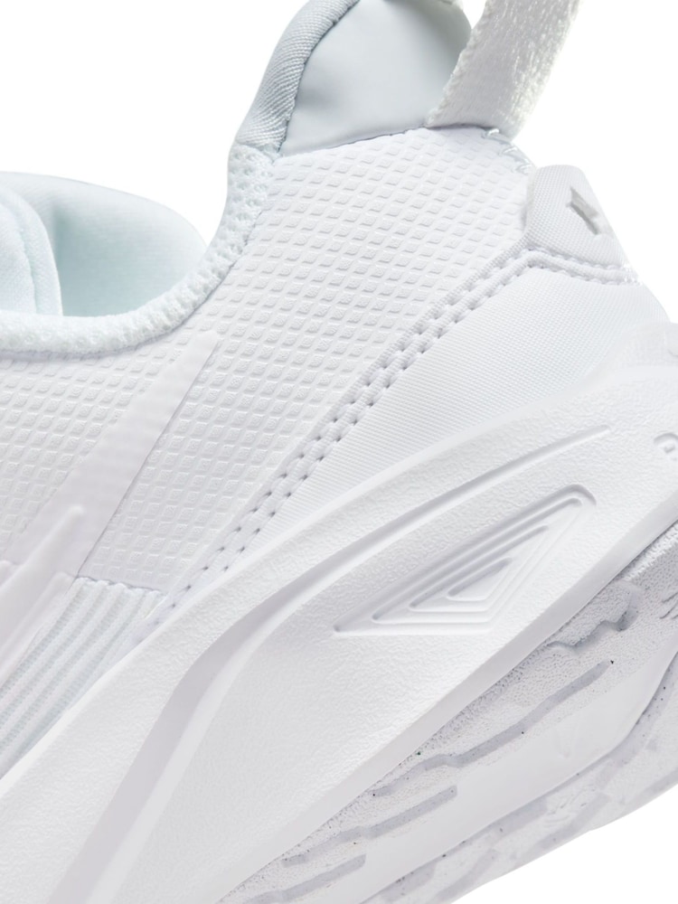 Nike White Junior Star Runner 4 Trainers - Image 9 of 9
