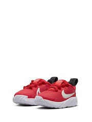 Nike Red Infant Star Runner 4 Trainers - Image 5 of 9