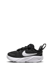 Nike Black/White Infant Star Runner 4 Trainers - Image 2 of 9