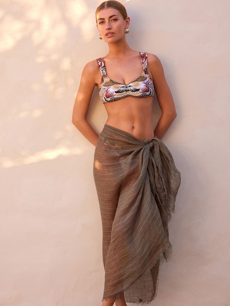 Серый - 100% Linen Lightweight Scarf Cover-Up With Sparkle - Image 1 of 7 Серый - 100% Linen Lightweight Scarf Cover-Up With Sparkle - Image 1 of 7