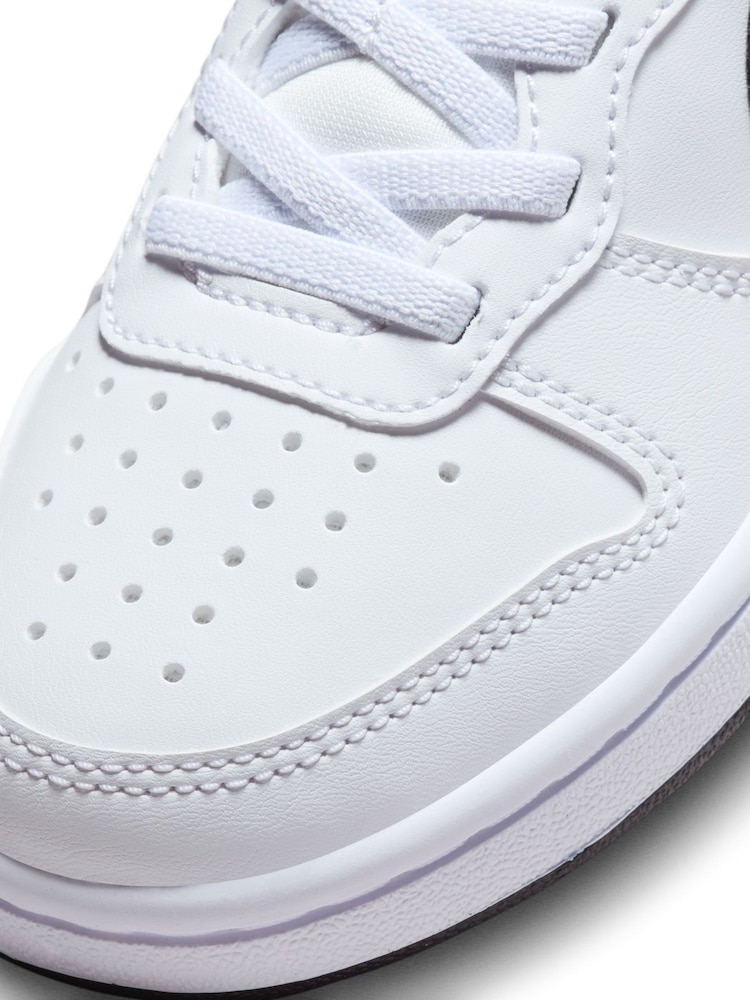 Weiß und Schwarz - Nike Junior Court Borough Low Recraft Turnschuhe - Bild 11 von 11 Weiß und Schwarz - Nike Junior Court Borough Low Recraft Turnschuhe - Bild 11 von 11