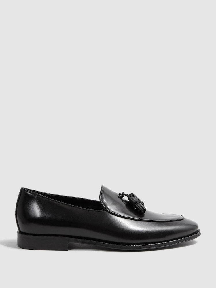 Reiss Black Windsor Suede Tassel Loafers - Image 1 of 6
