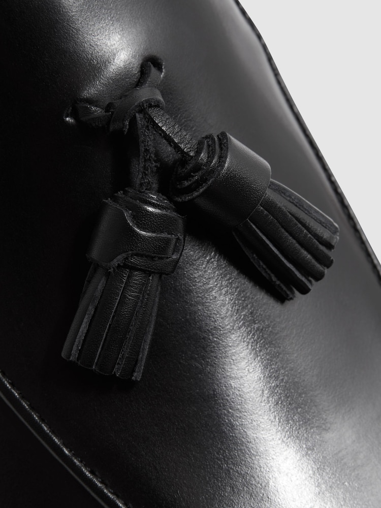 Reiss Black Windsor Suede Tassel Loafers - Image 6 of 6