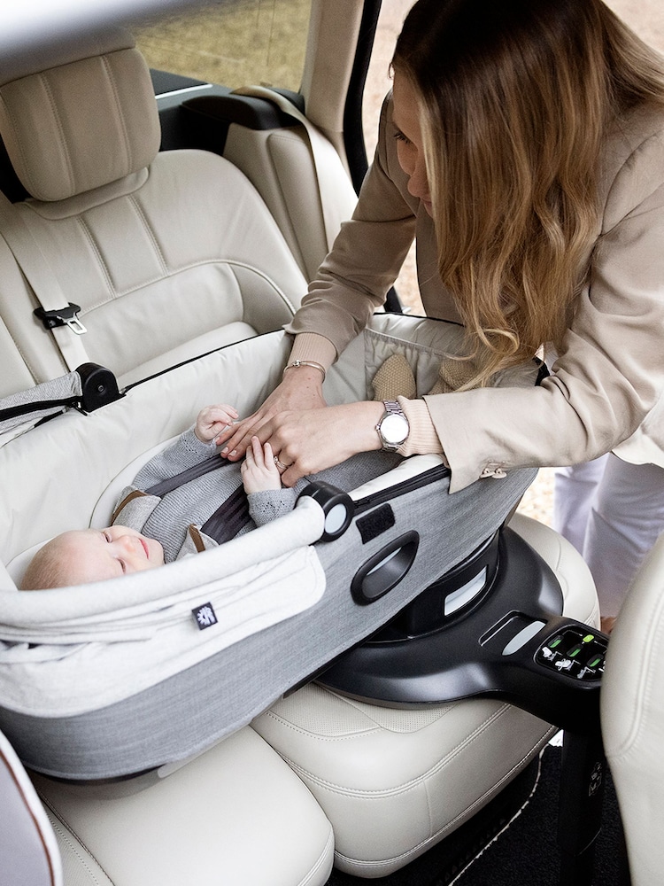 Joie Black i-Base Encore Car Seat - Image 6 of 6