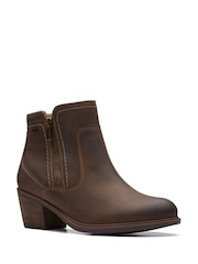 Clarks Brown Leather Neva Western Boots - Image 6 of 7