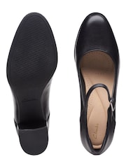 Clarks usnjeni čevlji s paščki Freva55 - Slika 7 iz 7