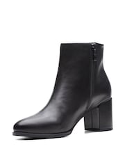 Clarks Black Wide Fit (G) Leather Freva55 Zip Boots - Image 4 of 7