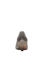 Clarks Silver Standard Fit (F) Violet55 Rae Wide Fit Shoes - Image 6 of 7