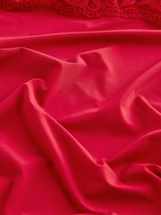 Rot - Glamour Spitzenkleid - Bild 7 von 7