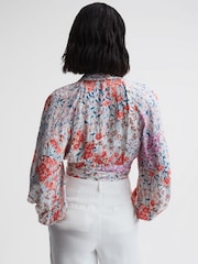 Reiss Coral/White Elle Floral Print Tie Front Cropped Blouse - Image 5 of 5