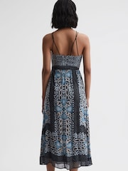 Reiss Navy/Blue Aliana Floral Print Fitted Midi Dress - Image 5 of 6