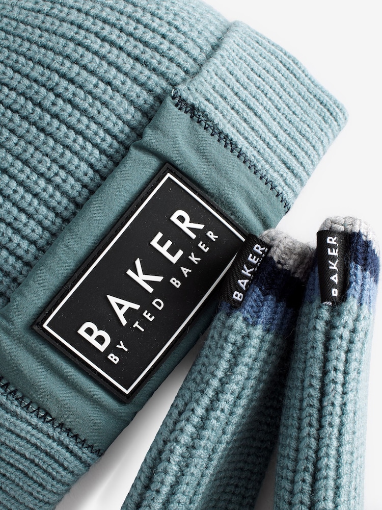 Grün - Baker By Ted Baker Jungen Bommelmütze und Fausthandschuhe im Set - Bild 4 von 4 Grün - Baker By Ted Baker Jungen Bommelmütze und Fausthandschuhe im Set - Bild 4 von 4