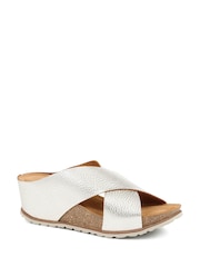 ذهبي - صندل جلد Tansey من Jones Bootmaker - Image 3 of 6