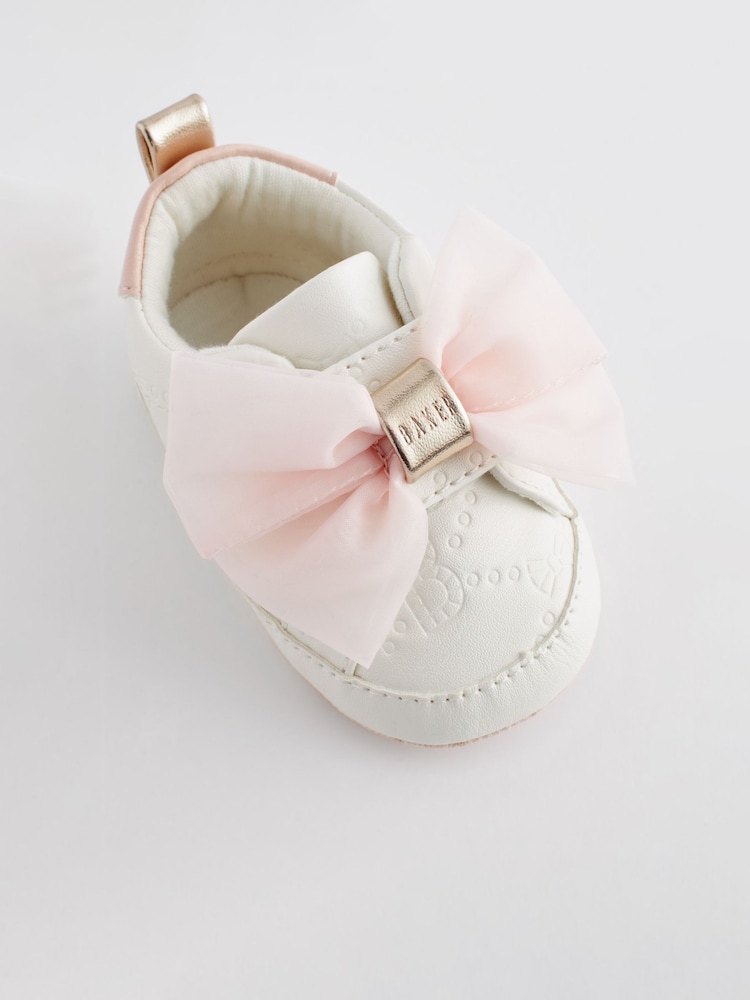 Blanc - Baker by Ted Baker Bébé fille Baskets blanches et roses avec nœud en organza - Image 4 of 6