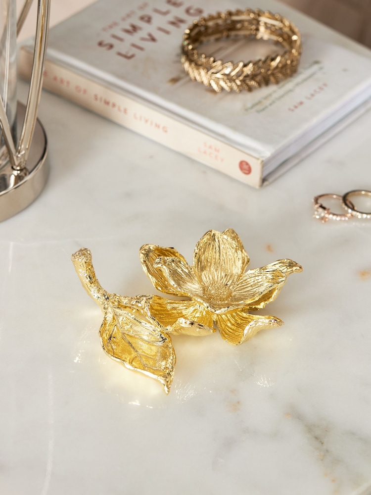 Gold Cast Metal Flower Ring Holder - Image 1 of 3 Gold Cast Metal Flower Ring Holder - Image 1 of 3