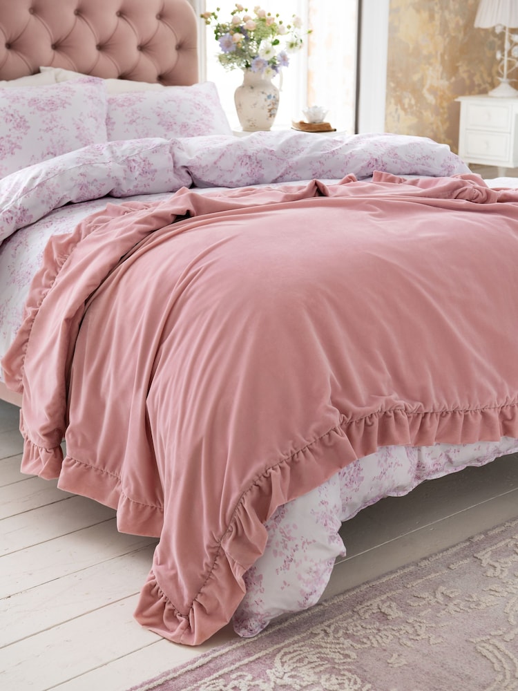 Shabby Chic by Rachel Ashwell® Pink Maisie Velvet Throw - Image 1 of 3