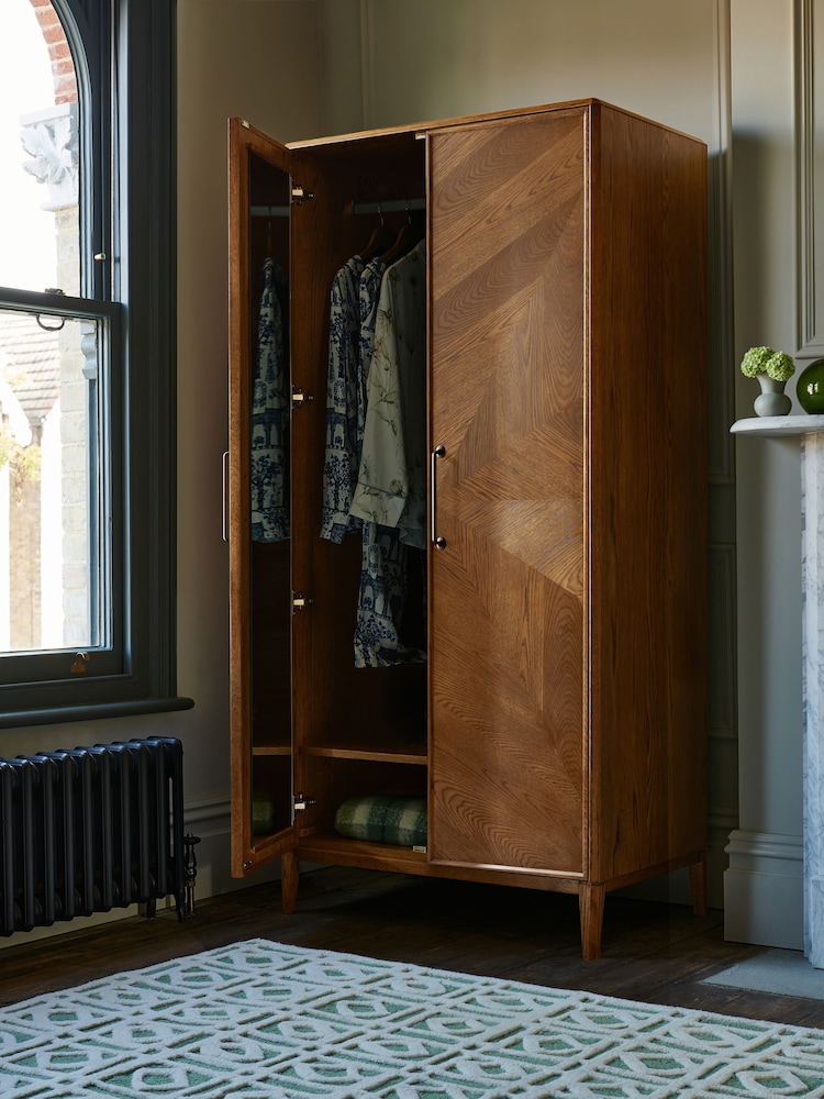 Nina Campbell Brown Tedworth Wardrobe - Image 2 of 8