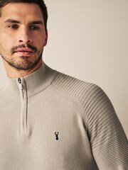 Neutral - Regular Strickpullover mit strukturierten Armen - Bild 1 von 1