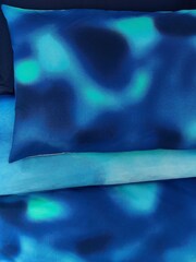 Navy Blue Ombre Print Duvet Cover and Pillowcase Set - Image 4 of 7