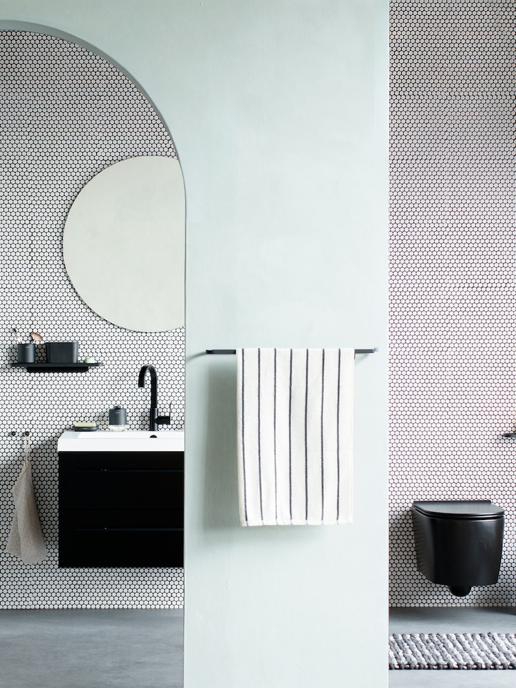 Brabantia Grey Mindset Towel Rail Infinite Grey - Image 1 of 4
