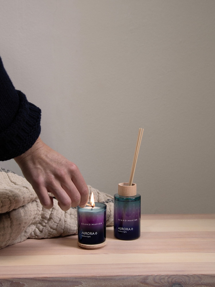 Skandinavisk Aurora Scented Candle & Diffuser Gift Set - Image 4 of 4 Skandinavisk Aurora Scented Candle & Diffuser Gift Set - Image 4 of 4