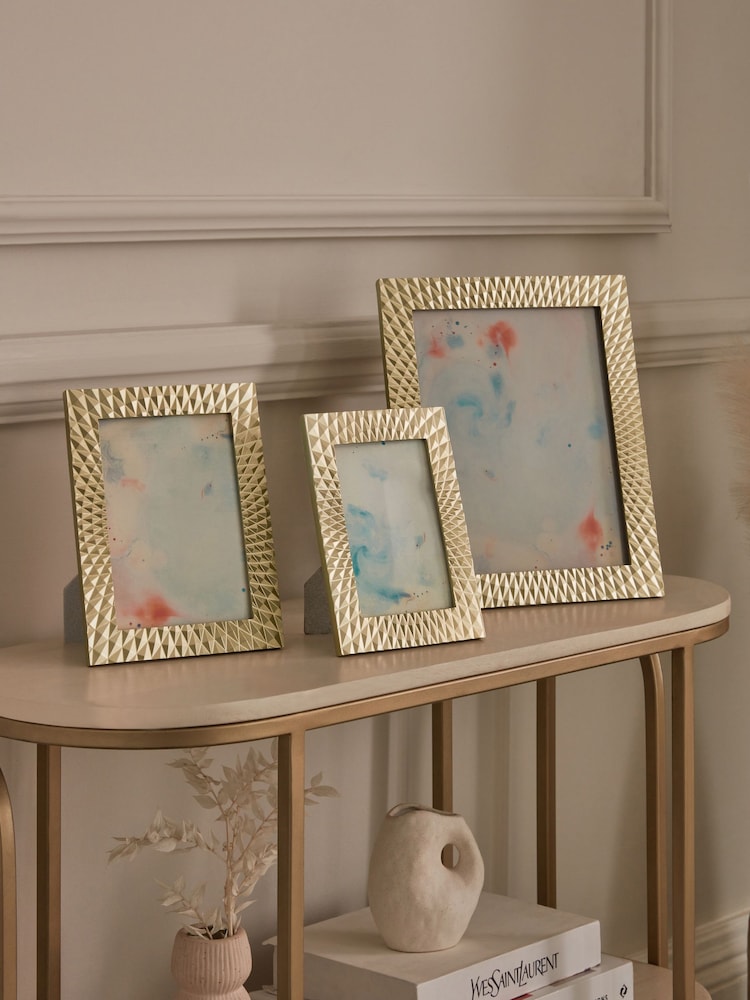 Gold Geometric Photo Frame - Image 2 of 5