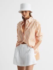 Reiss White Lexi Bucket Woven Bucket Hat - Image 2 of 3
