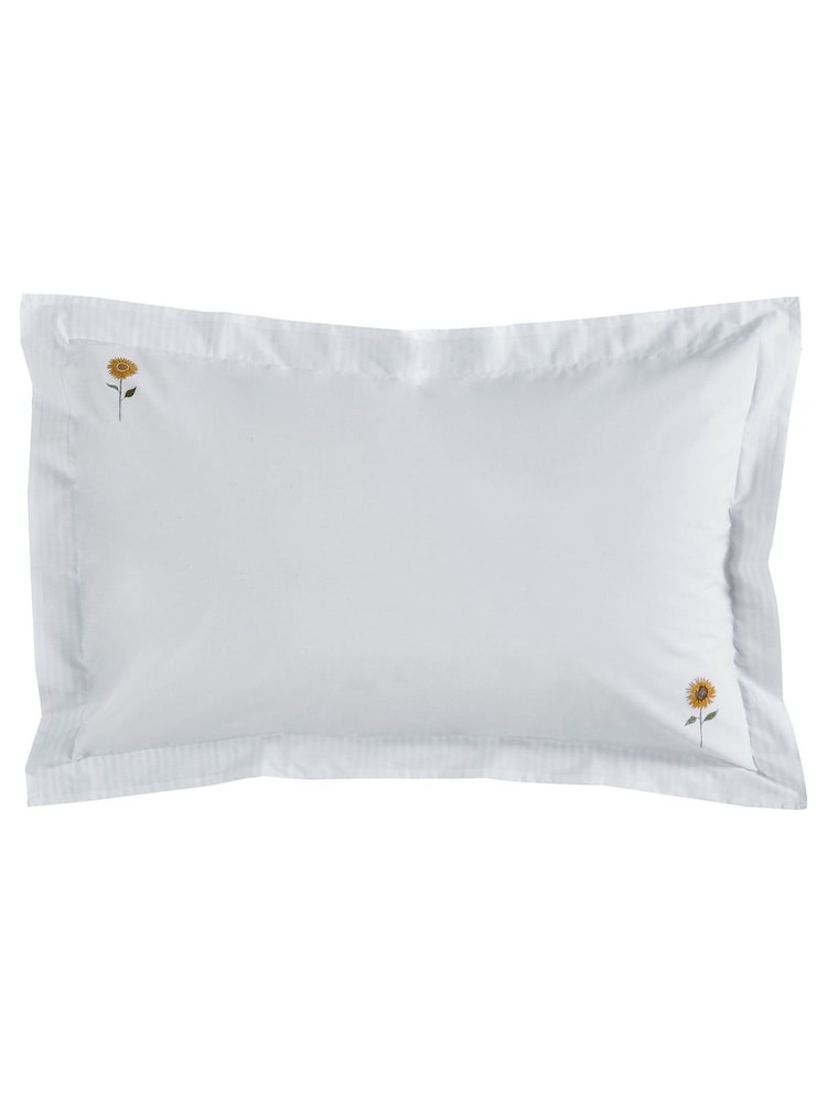 Sophie Allport Set of 2 White Sunflowers 100% Cotton Pillowcases - Image 2 of 3