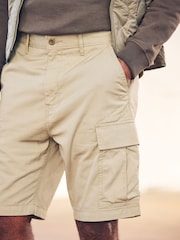 Levi's® Natural 100% Cotton Carrier Cargo Shorts - Image 6 of 7