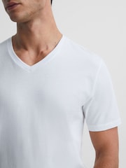 Reiss White Dayton Cotton V-Neck T-Shirt - Image 4 of 5