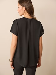 Black Short Sleeve Overhead Top - Image 3 of 6