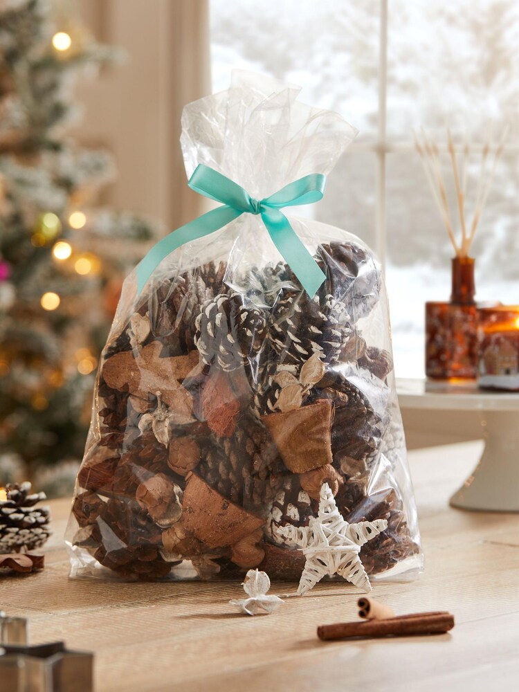 Gingerbread Fragranced Pot Pourri - Image 2 of 7