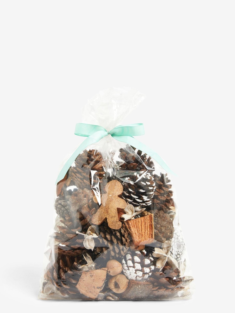Gingerbread Fragranced Pot Pourri - Image 7 of 7