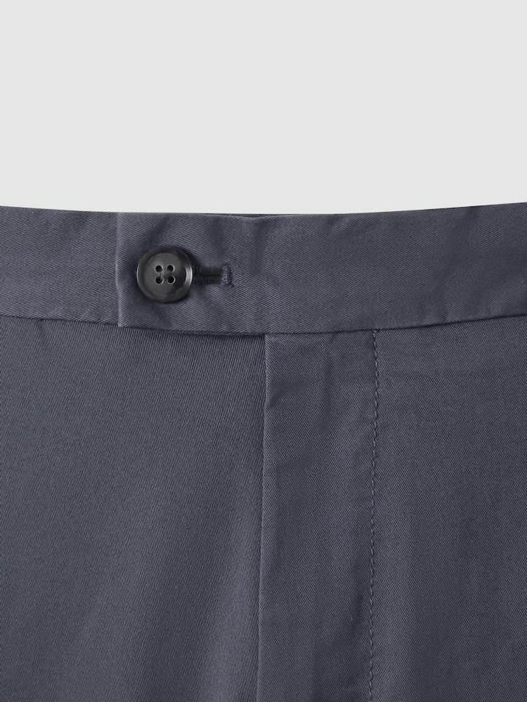 Reiss Airforce Blue Wicket Cotton Chino Shorts with Stretch - Image 6 of 7