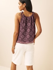 Violett mit Kachelmuster - Sommer-Camisole mit Schulterschürung - Bild 2 von 7