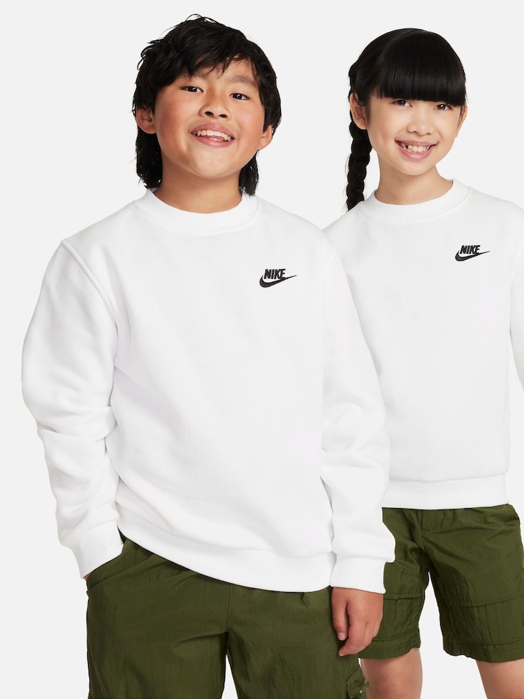 Wit - Nike Club fleece sweatshirt - Image 4 of 7